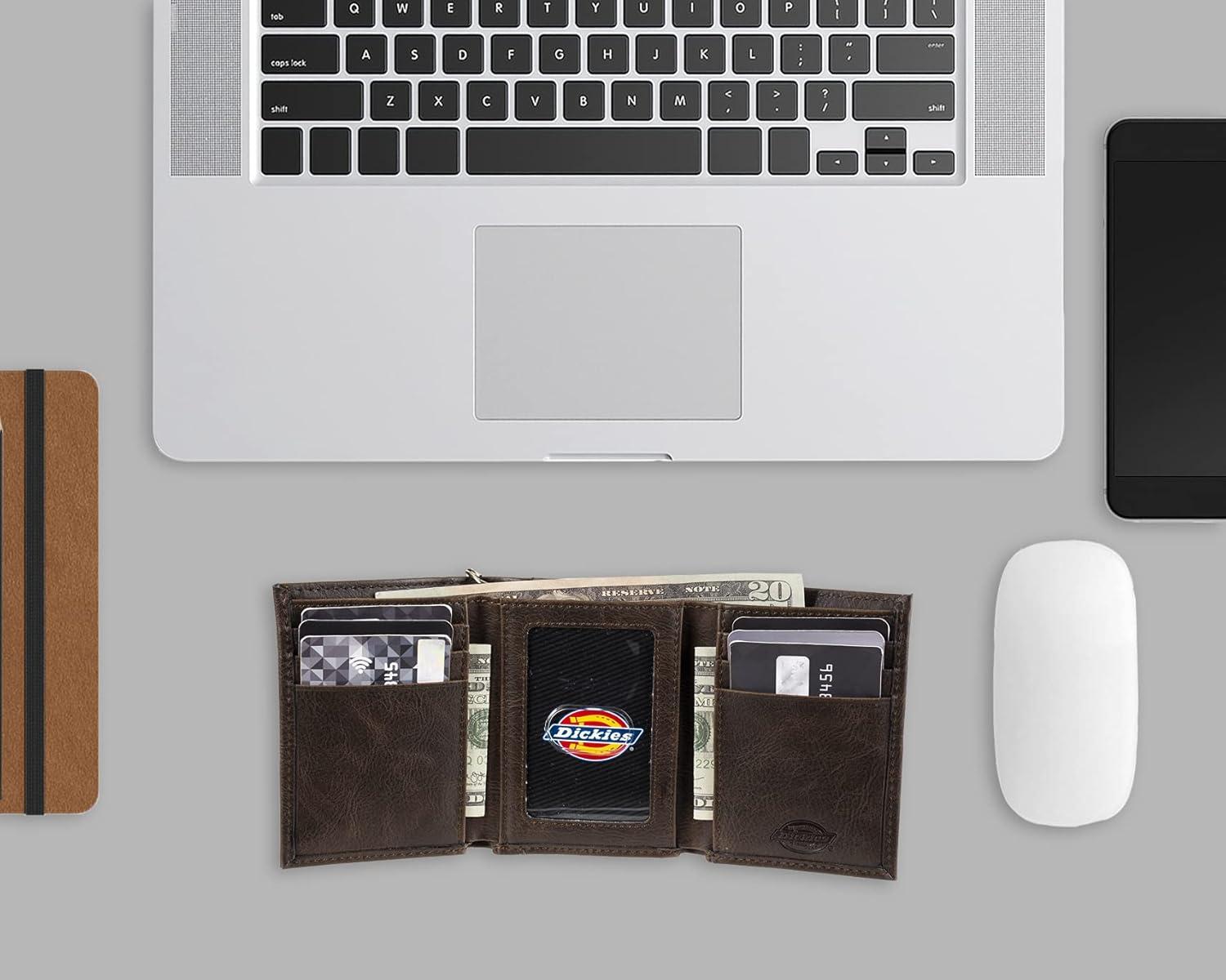 image:imageDickies Mens Trifold Chain WalletDark Brown